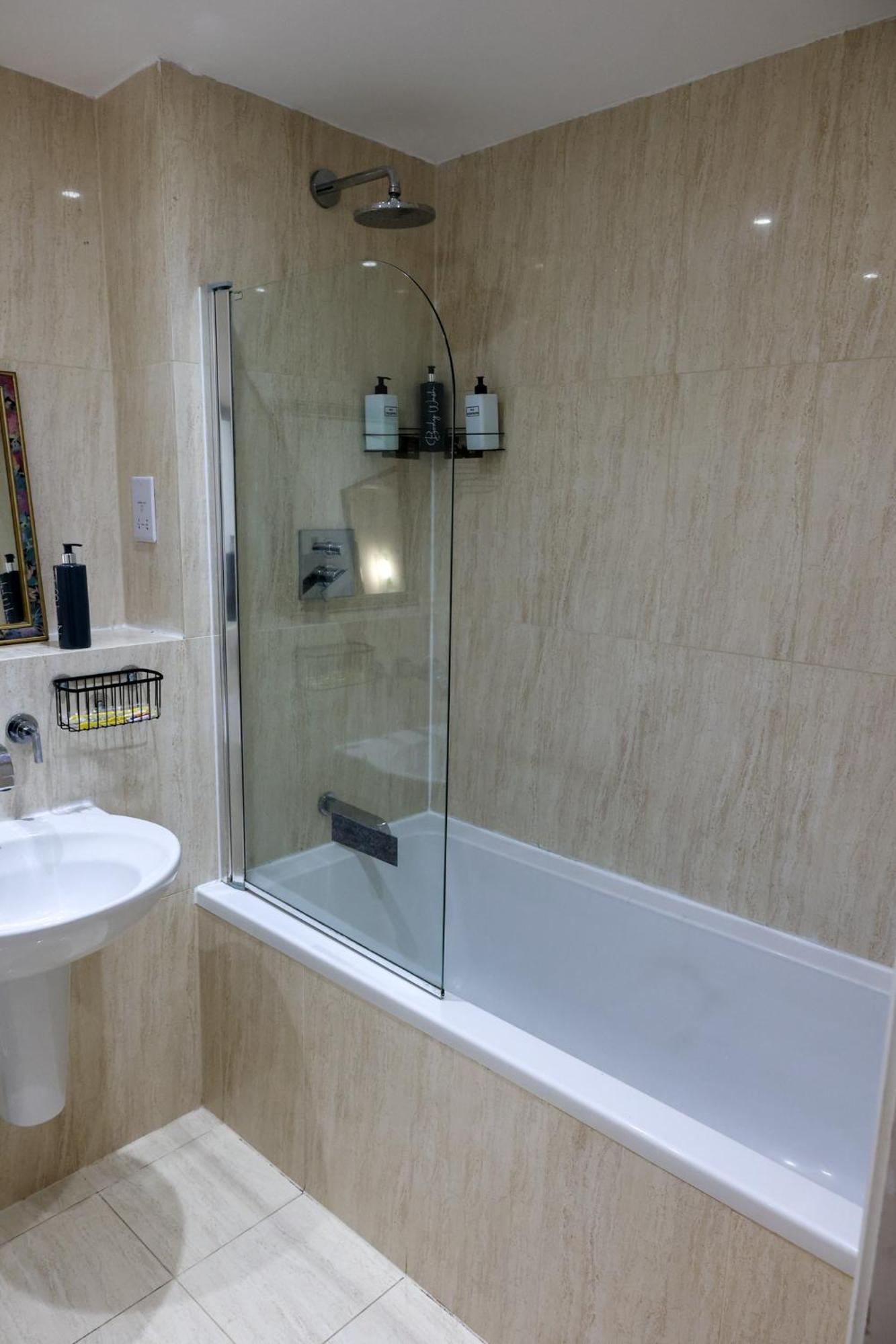 Centrally Located 1Br Apt Near Edg Cricket, University Of Bham, Priory Hospital & Cannon Hill Park Birmingham Eksteriør billede