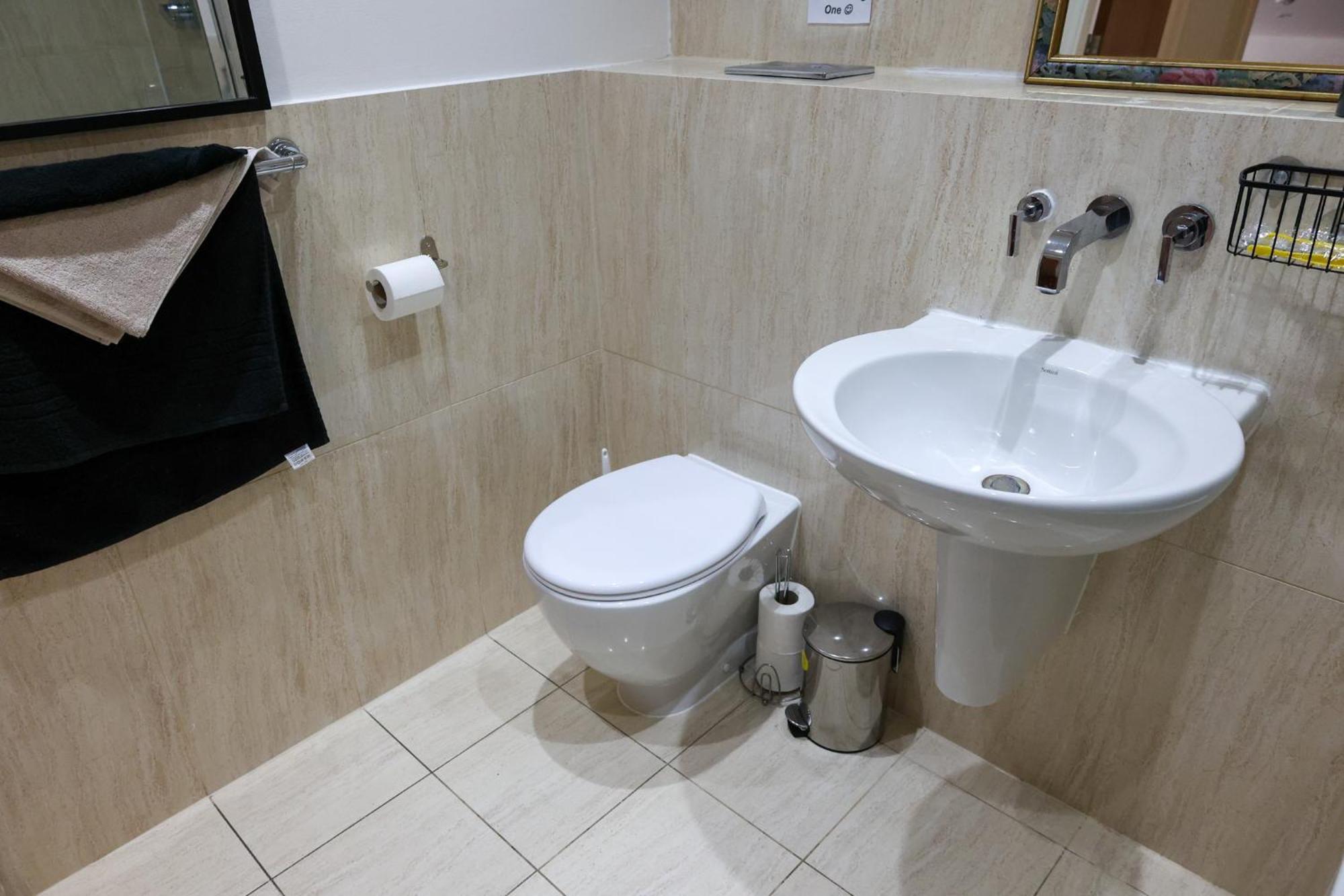 Centrally Located 1Br Apt Near Edg Cricket, University Of Bham, Priory Hospital & Cannon Hill Park Birmingham Eksteriør billede